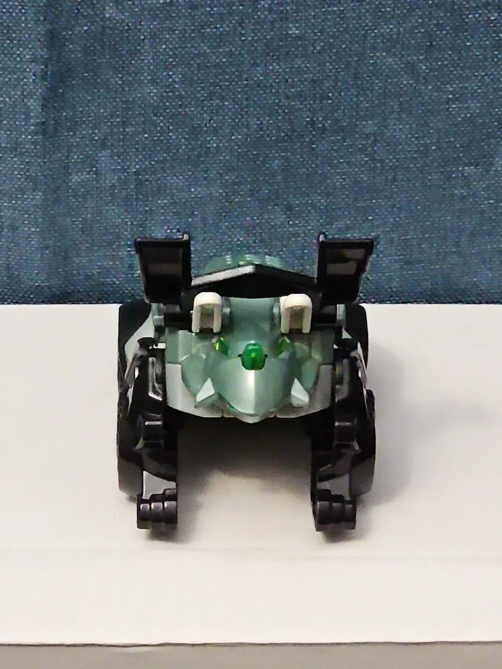VTech Switch & Go Dinos Turbo Triceratops Transforming Race Car | Friction Motor